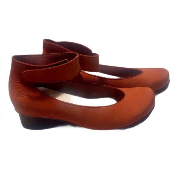 NWT Loints of Holland Sydney Mary Jane wedge heel Suede Velcro strap 36 - Picture 3 of 4